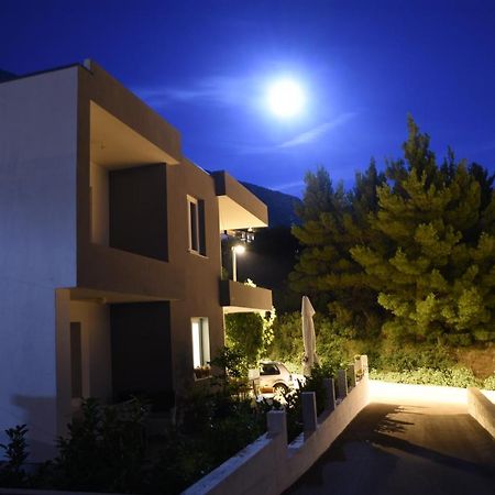 Apartments Marusic Makarska Exterior foto