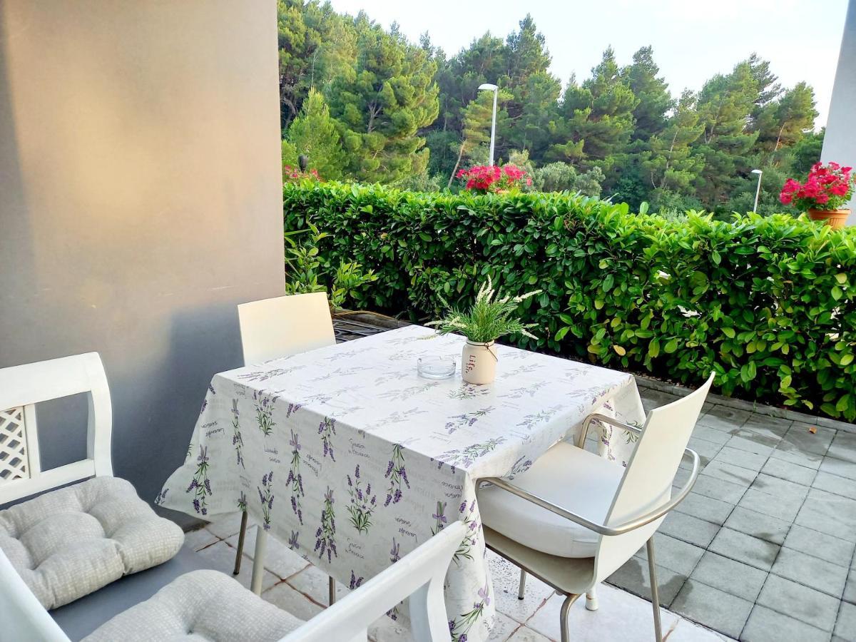 Apartments Marusic Makarska Exterior foto